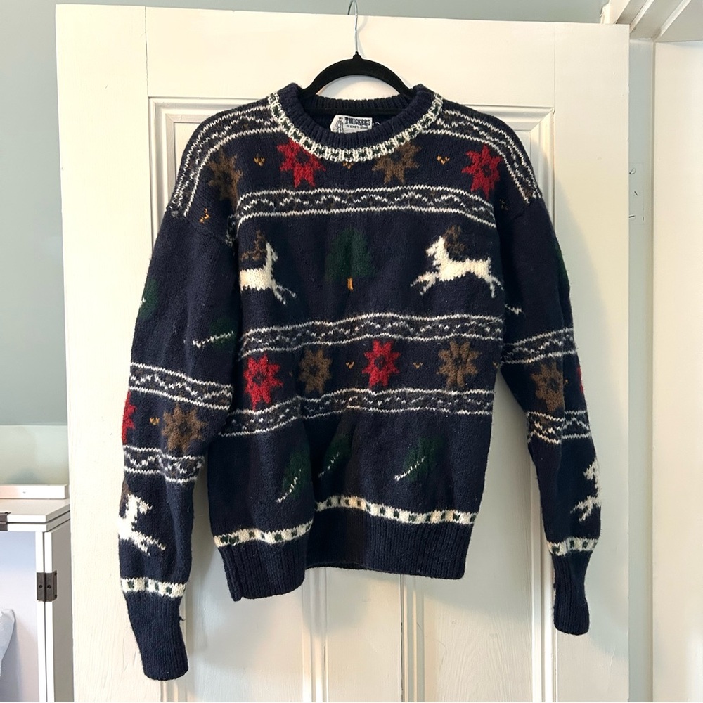 VINTAGE Twickers by Kenneth Gordon Classic Navy Reindeer Holiday Pattern Sweater